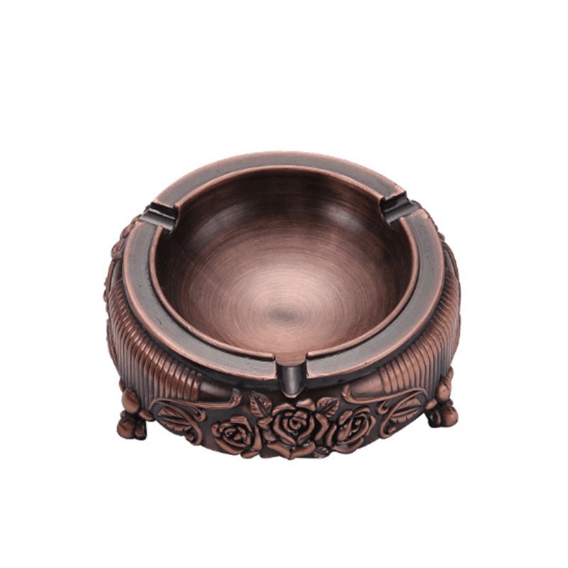 Gạt tàn thuốc chạm nổi họa tiết hoa phong cách vintage