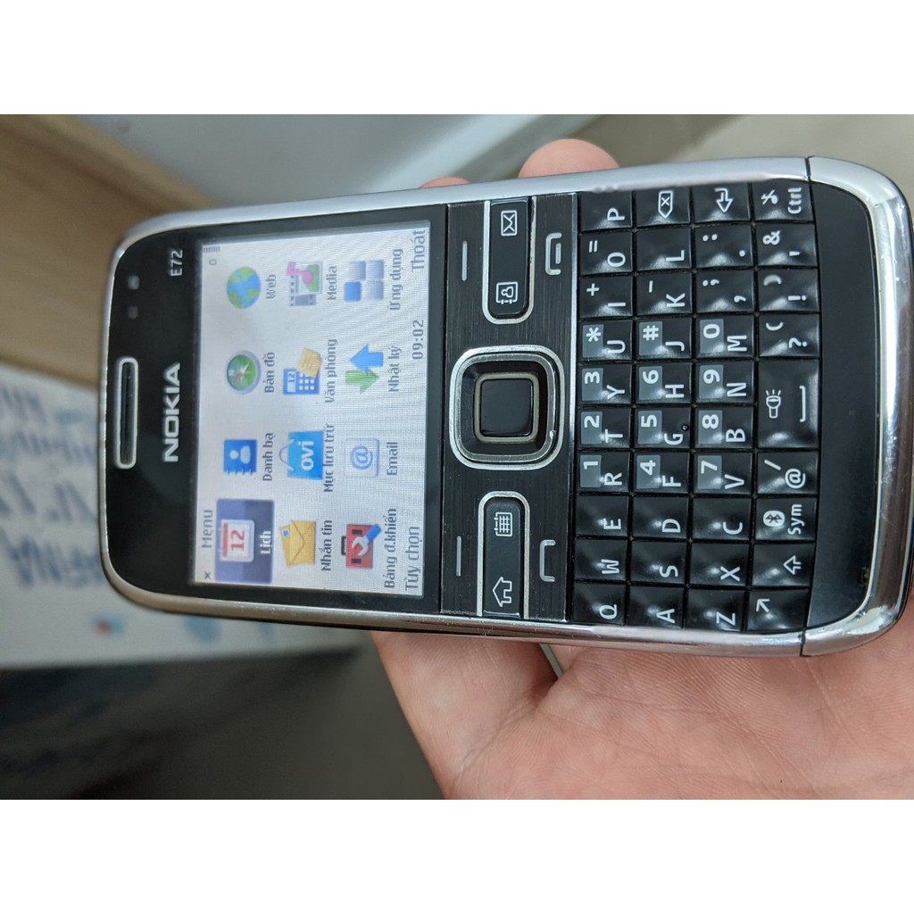 Điện thoại cũ Nokia E72