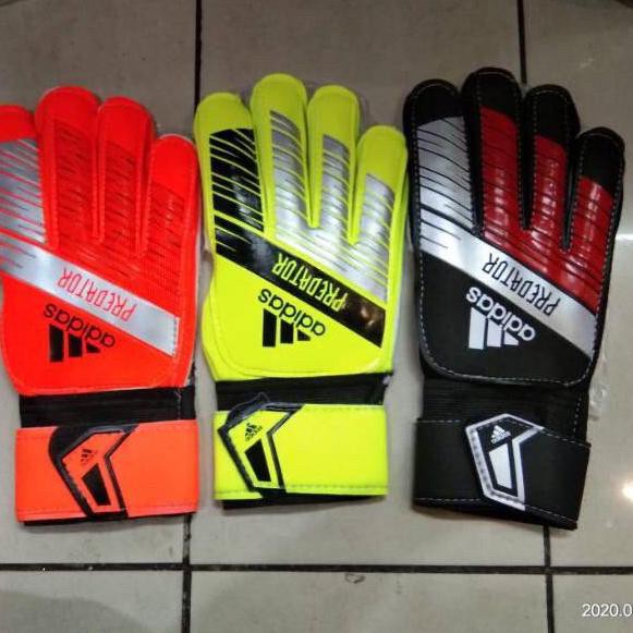 Găng Tay Adidas Predator Nhập Khẩu Chất Lượng Cao