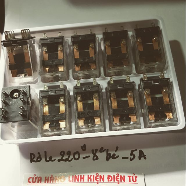 Rơle  220vAC - 8 chân giá 5 cái