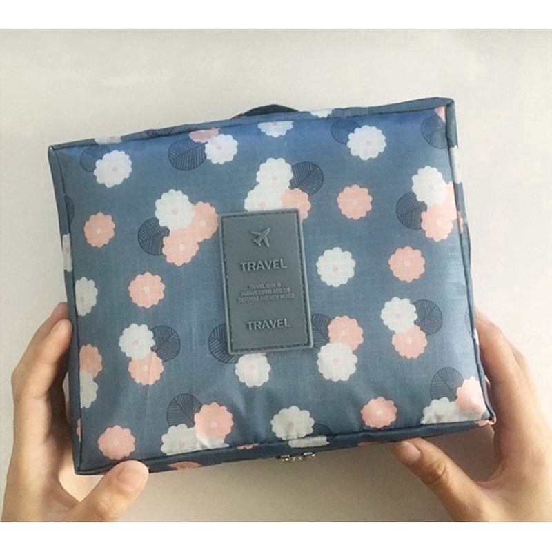 Multifunctional travel cosmetic bag