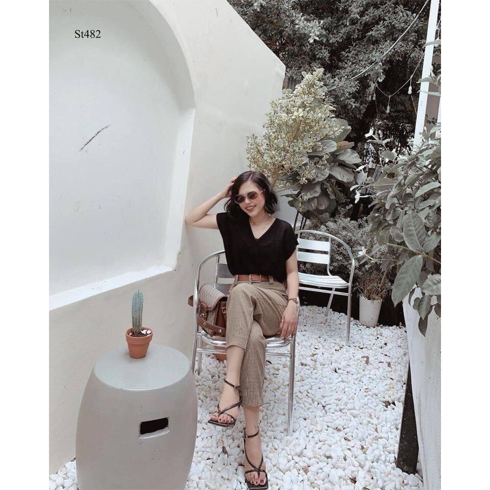 Set Áo Pull Đen Cổ Tim Mix Quần Kẻ Caro Suông [Sale Kịch Sàn] | BigBuy360 - bigbuy360.vn