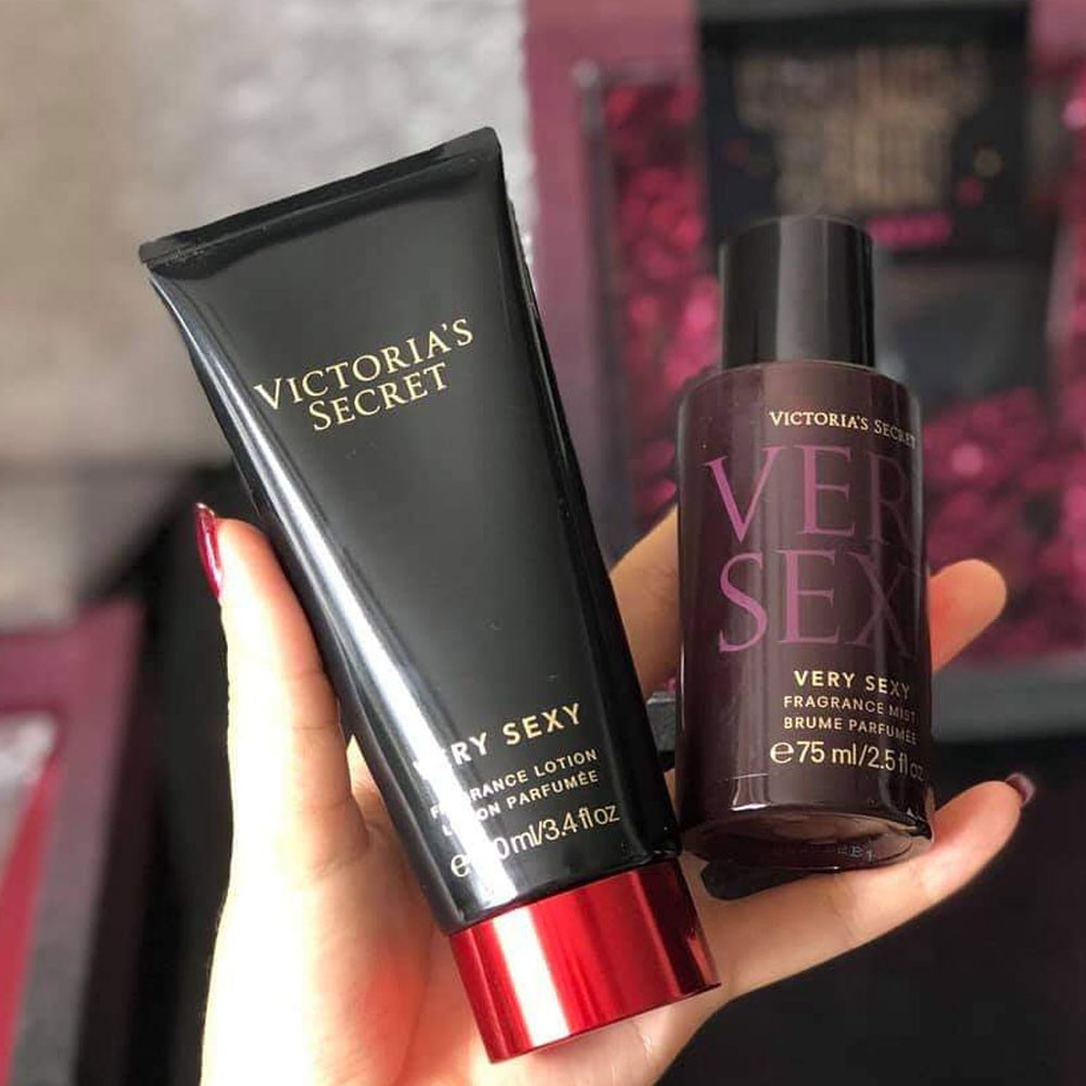 Bộ sản phẩm Victoria's Secret Very Sexy Gift Set Fragrance Mist &amp; Lotion