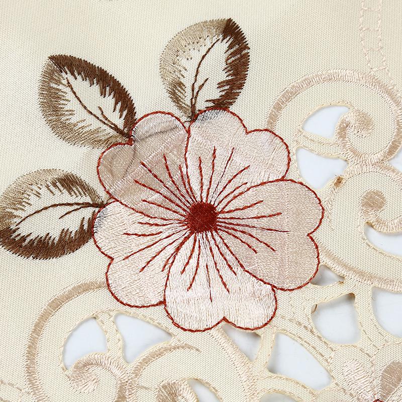 Khăn Trải Giữa Bàn Chất Liệu Polyester Họa Tiết Thêu Cổ Điển