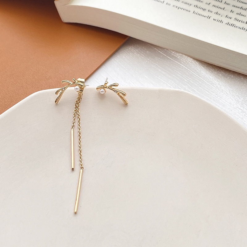 Khuyên tai kẹp không bấm lỗ chốt cố định K110 bằng hợp kim mạ vàng bất đối xứng hính khối đính đá dáng dài Leous