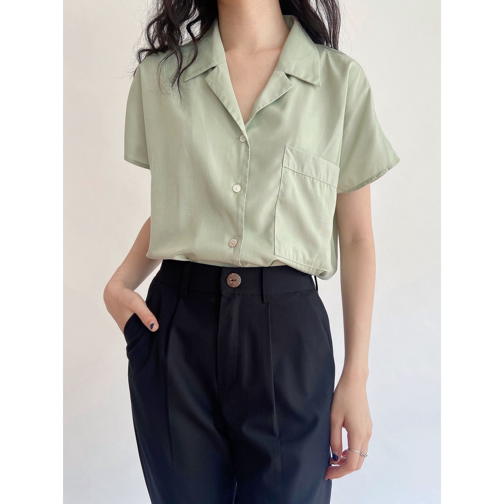 Áo sơ mi cổ 2 ve ngắn tay tay cánh dơi trơn màu basic MADELEN