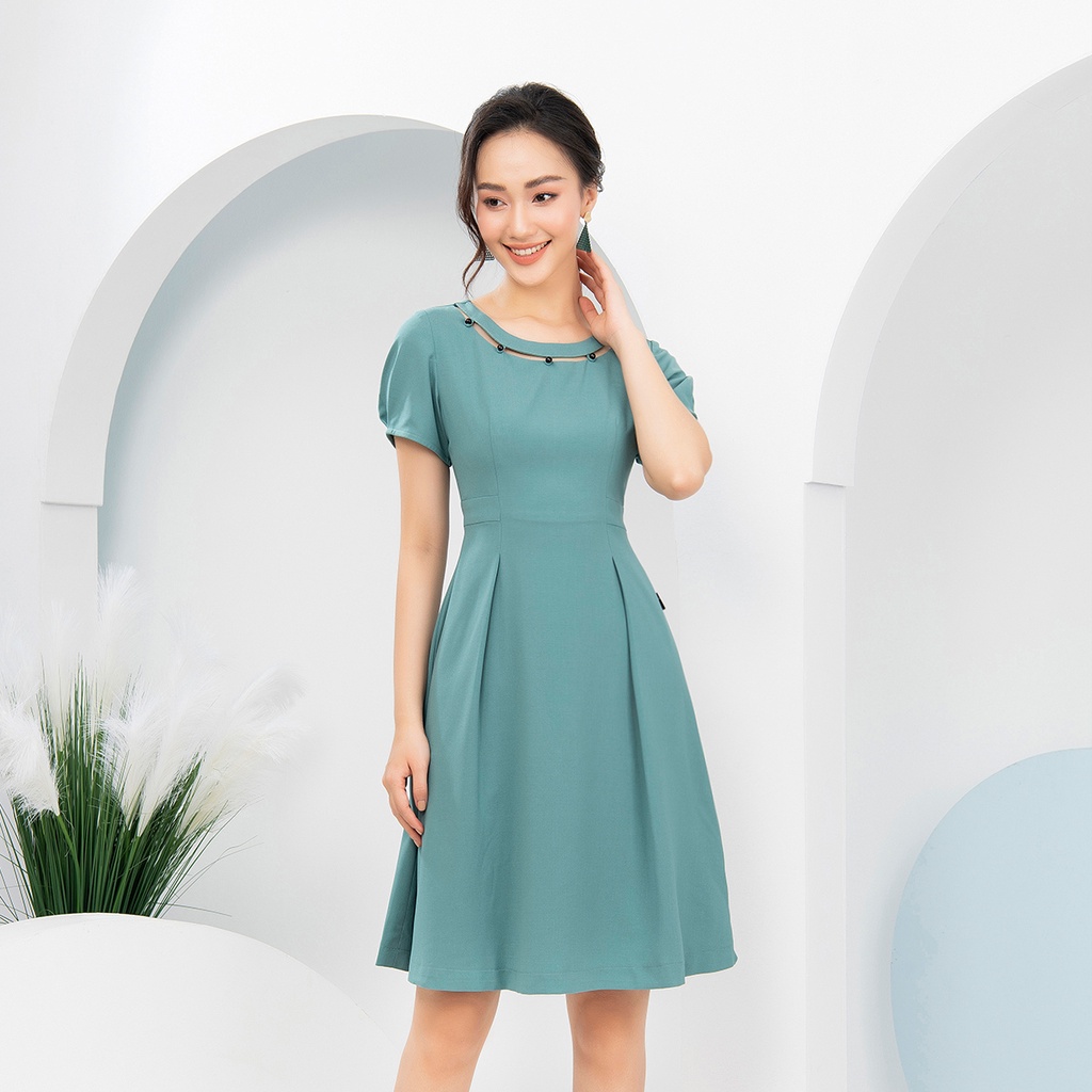 Váy Chữ A Xòe Nhẹ Cổ Tròn Đính Hạt LUPERI LFV3160