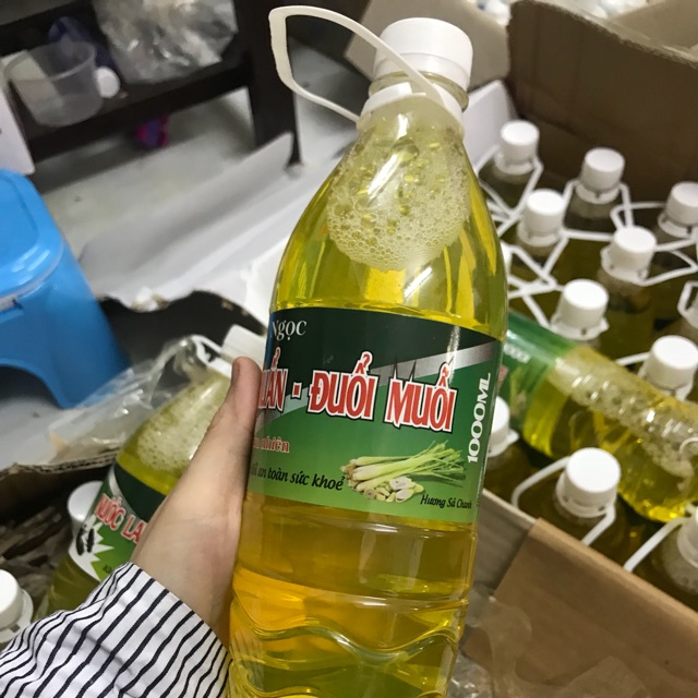 Nước lau sàn đuổi muỗi