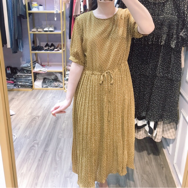 Váy bầu voan chấm bi