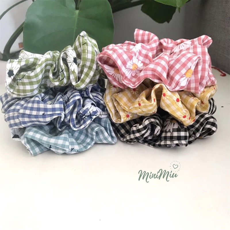 Dây buộc tóc Scrunchies vải caro in hoa Daisy