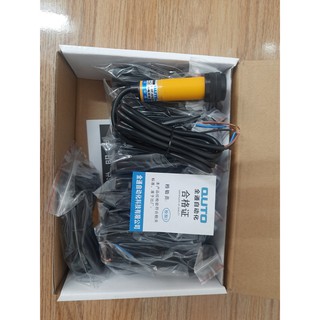 Cảm biến tiệm cận E3F-DS30C4 E3F-DS10C4 NPN NO phát hiện vật cản 10cm-30cm