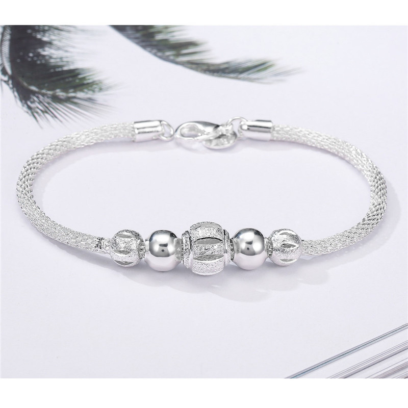 Bạc Cổ Điển May Mắn Vòng Tay Cutout Vật Trang Trí