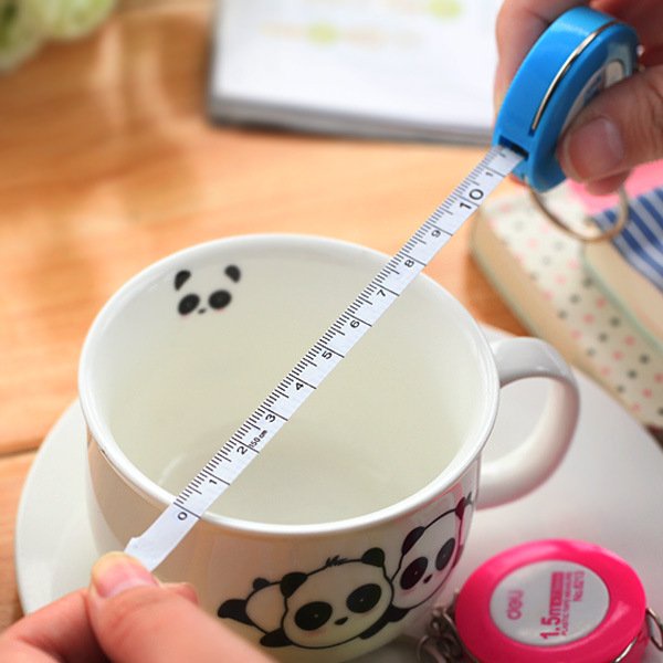 Móc khóa thước dây mini 1.5m Deli cute tiện lợi (có nút bấm thu dây)