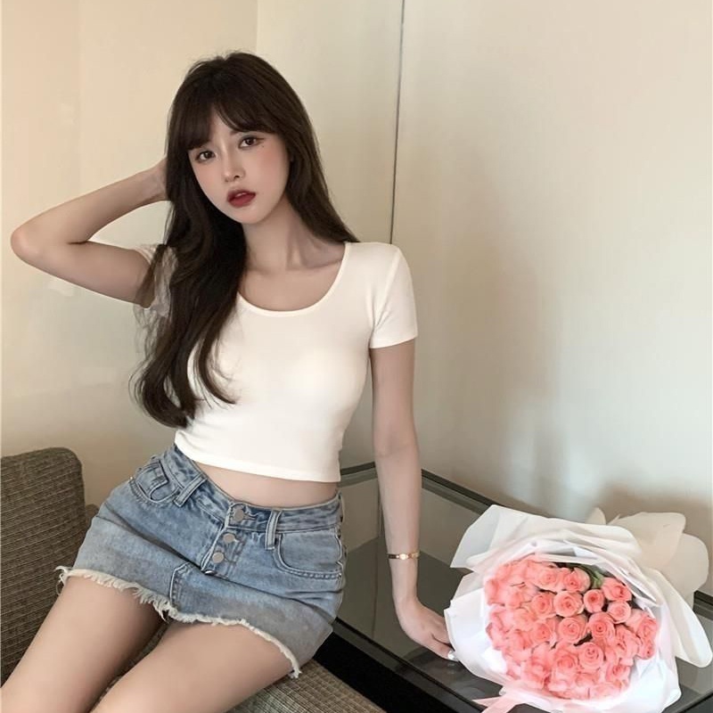 Áo thun croptop IELGY tay ngắn ôm dáng vừa vặn màu trơn thời trang đơn giản dành cho nữ