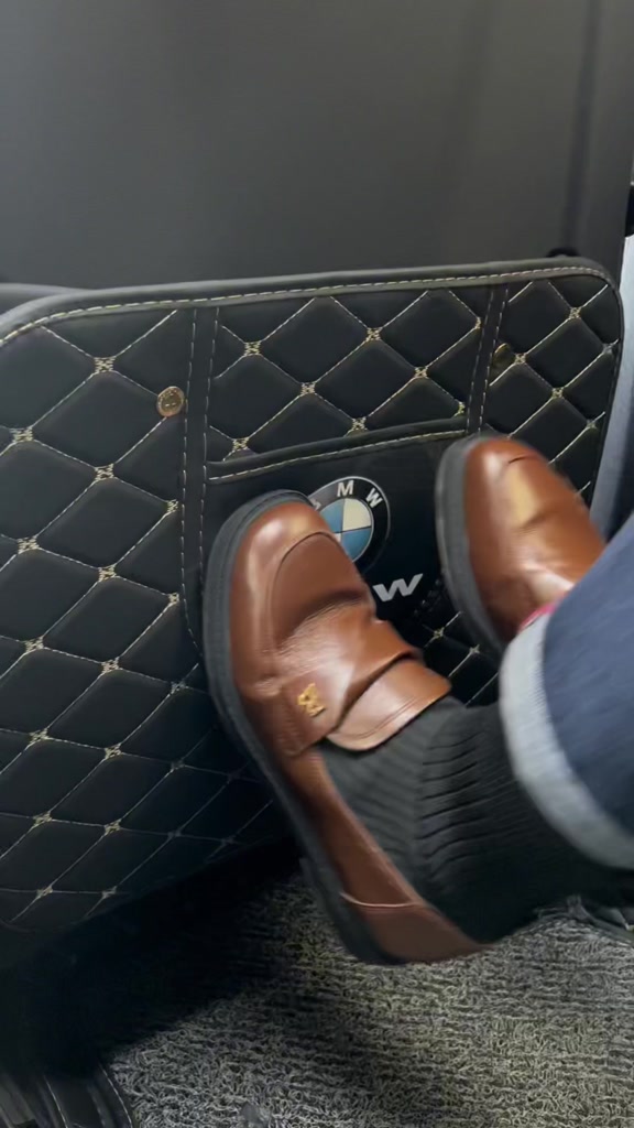 Tấm Lót Ghế Ô Tô Chống Bẩn