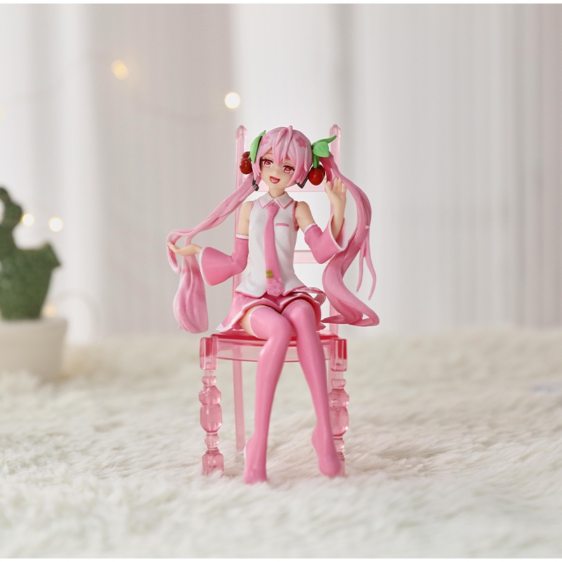 Mô Hình Nhân Vật Hatsune miku Ngồi Ghế Bằng PVC 16CM