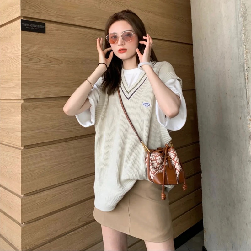 Set áo sơ mi dài tay cổ bẻ + áo khoác ghi lê thời trang nữ