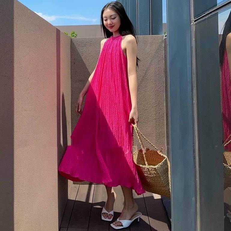 Đầm MAXI Cổ Yếm  Dáng Xòe Chất Liệu vải Xốp Nhẹ, hình thật ,đẹp sang chảnh đủ màu