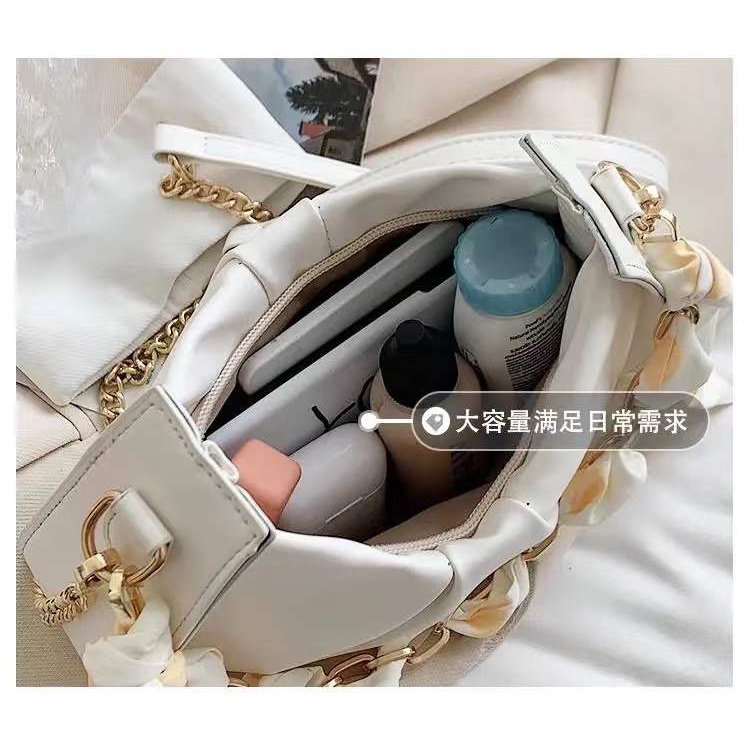 Túi xách vai kiểu đám mây thời trang mùa hè 2022 cho nữ