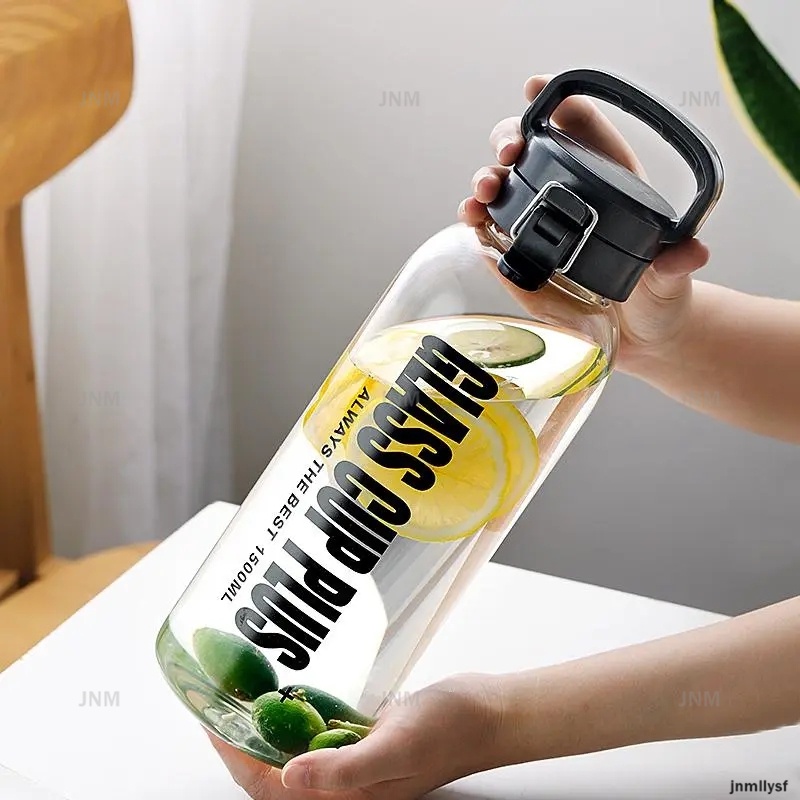 Bình Nước Thủy Tinh Trong Suốt Dung Tích 1L/1.5L Mang Đi Tiện Dụng