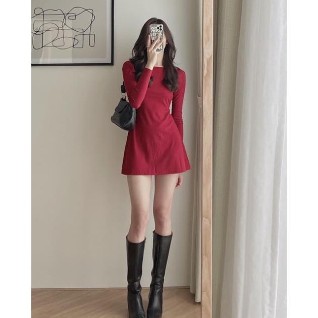 Đầm thun trơn basic tay dài cổ tròn hở lưng ngắn trên gối dáng xòe