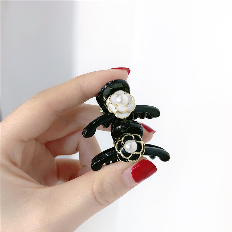 Kẹp Tóc Hoa Trà Đen Bằng Kim Loại Cao Cấp 2022