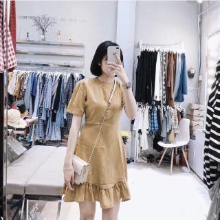 Đầm nude đuôi cá