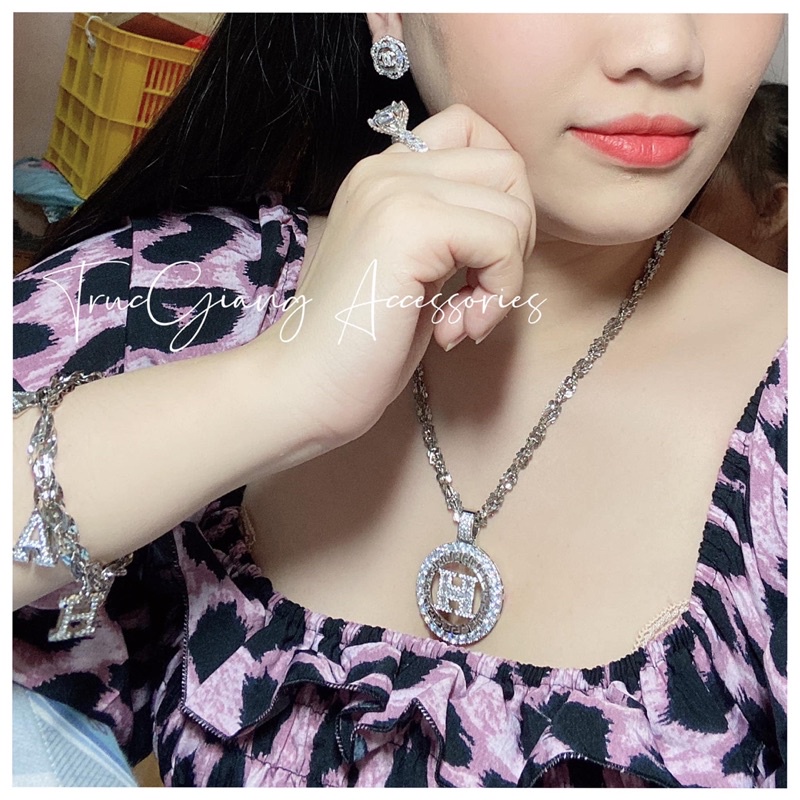 Dây chuyền xoắn bướm mặt chữ H lớn 💎