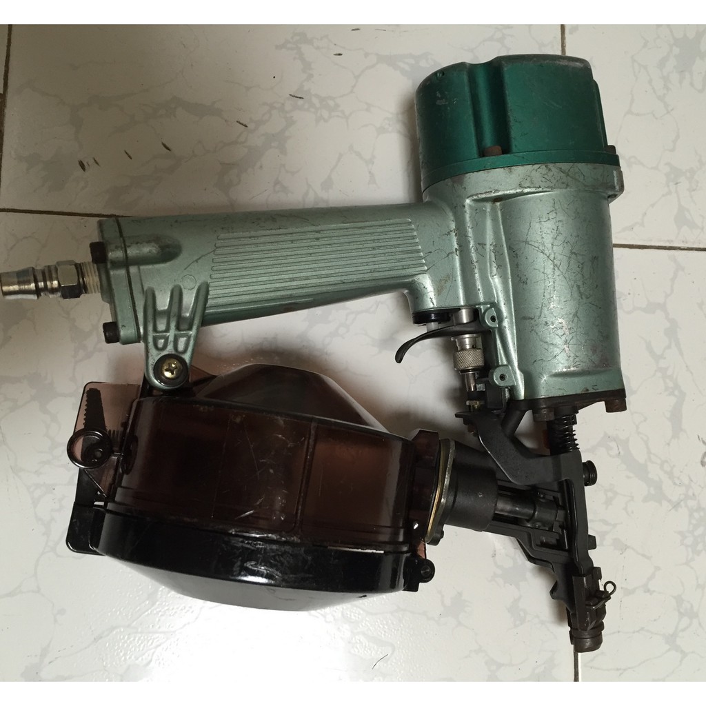 Máy bắn đinh cuộn 50mm Hitachi dùng hơi nội địa nhật