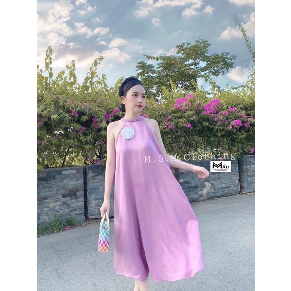 váy yếm suông kèm hoa