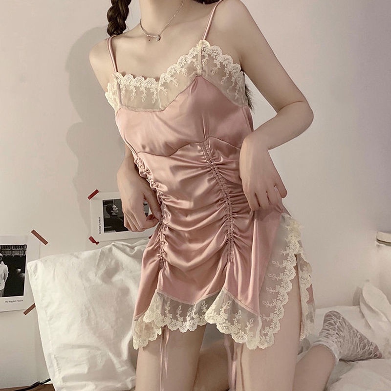 Phong Cách Mới Sexy Beauty kiss: Đầm Ngủ Hai Dây Phối Ren Màu Trắng Thuần Khiết Quyến Rũ Xẻ Tà Phong Cách Mới Cho Nam