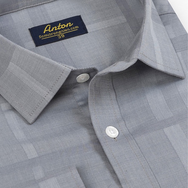 Áo Sơ Mi Nam Công Sở Trung Niên Thương Hiệu Anton Màu Xám Ghi Kẻ Caro Ngắn Tay Họa Tiết Chìm – NT202