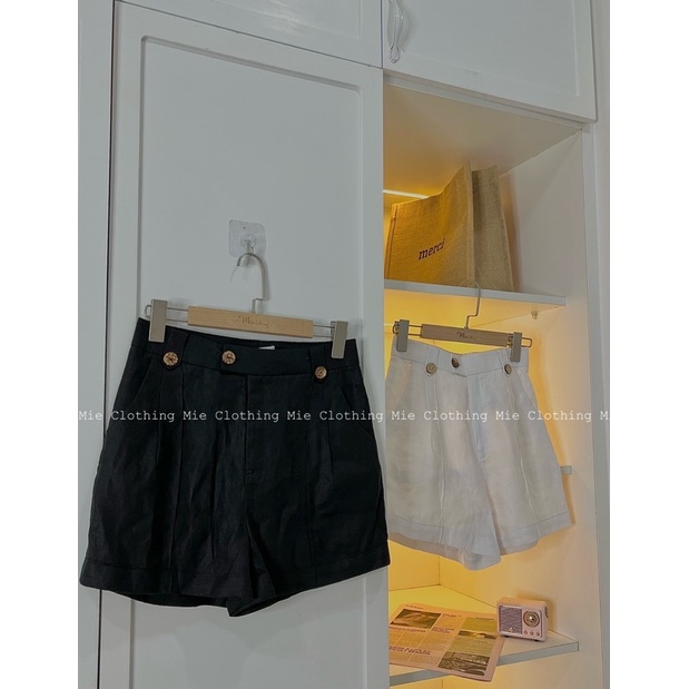 MIE MIN Short linen cúc gỗ