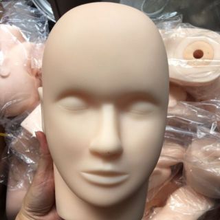 Đầu canh học nối mi,massage mặt