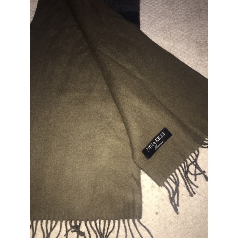 Khăn lông cừu dạ ép hiệu nina ricci SALE OFF