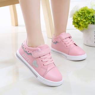 Giày bé gái kiểu dáng thể thao họa tiết trái tim chữ cổ phối viền dễ thương Giày trẻ em đẹp size 27-37 cho bé 3-15 tuổi