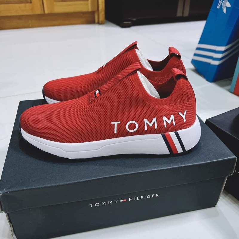 Slipon tommy không dây 2021