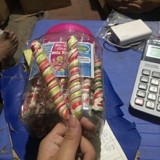 Kẹo xoắn mút