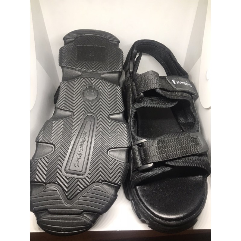 Giày sandal