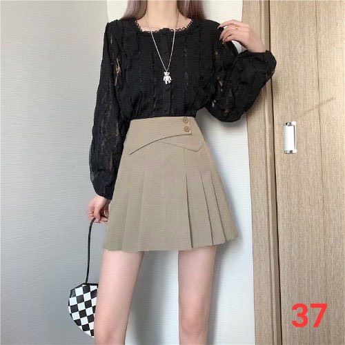 Chân váy ngắn phong cách nữ sinh Hàn Quốc