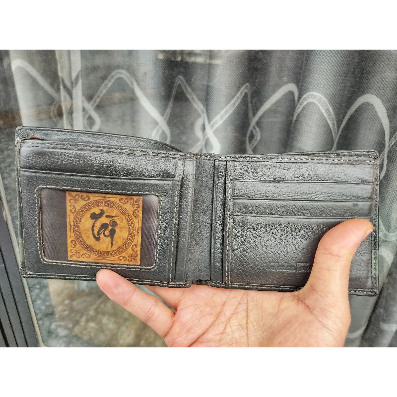 Thẻ gỗ quý may mắn bỏ ví