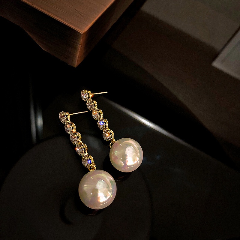 Khuyên tai tua rua dáng dài đính đá ngọc trai độc đáo