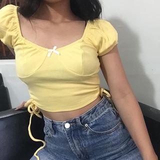 Áo Croptop khoét eo