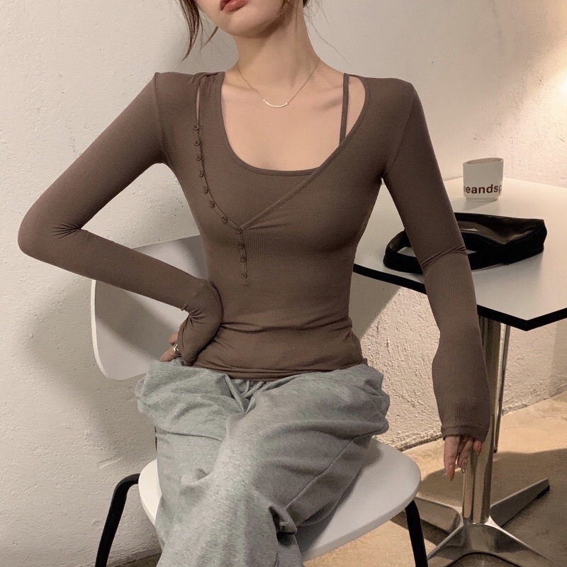 Áo dài tay ren ôm sát cổ chữ U ôm sát hot girl 2022 áo mới phụ nữ thanh khiết gió sớm
