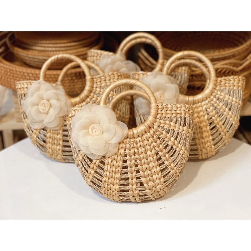 Túi bán nguyệt lục bình đan thưa cầm tay Vintage dùng để đi biển, chụp hình với quần áo, decor shop