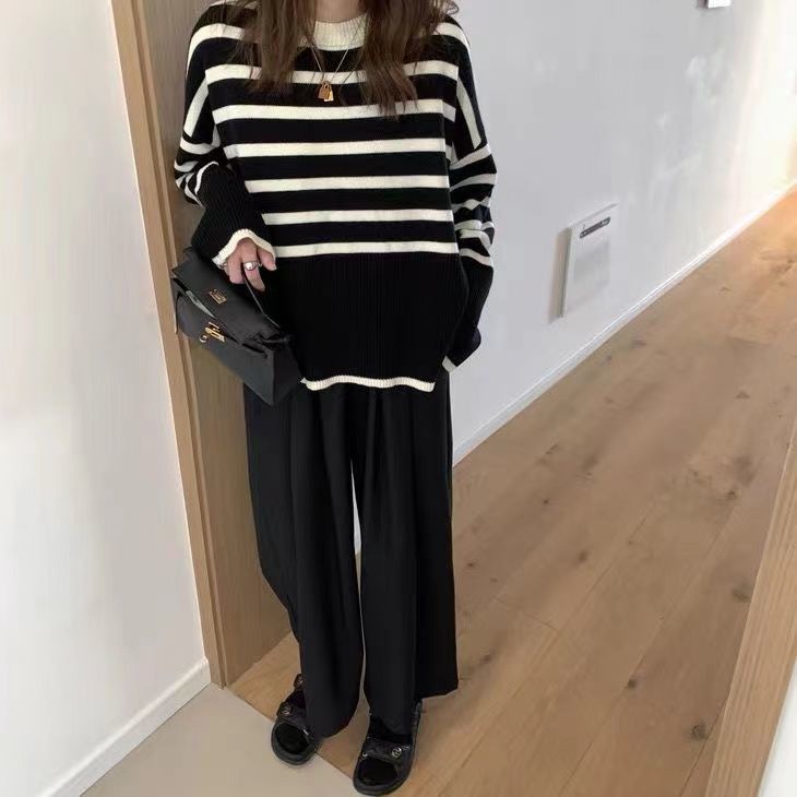 Áo sweater tay dài dáng rộng họa tiết kẻ sọc thời trang dành cho nữ
