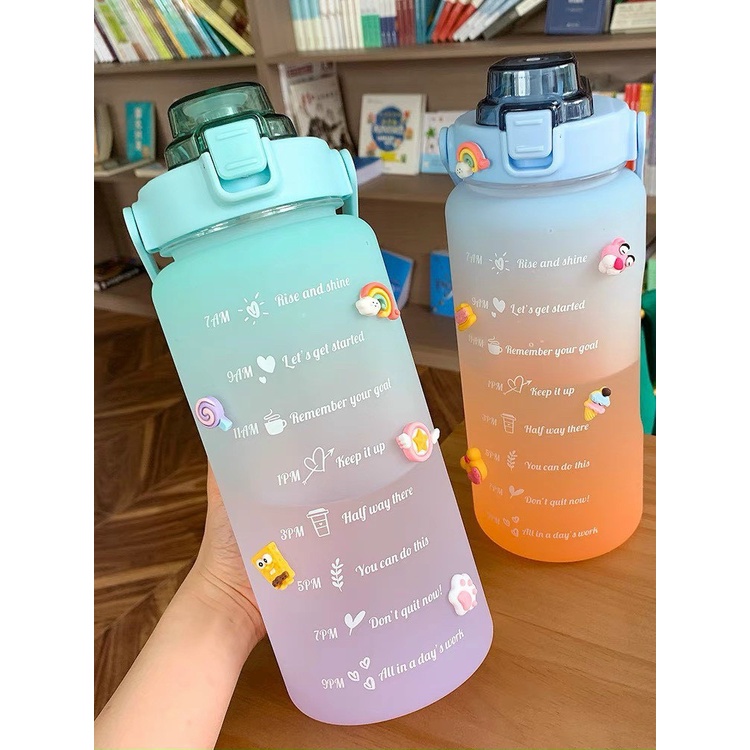 Bình Đựng Nước 2L Có Vạch Báo Giờ Uống Nước nhiều màu dễ thương