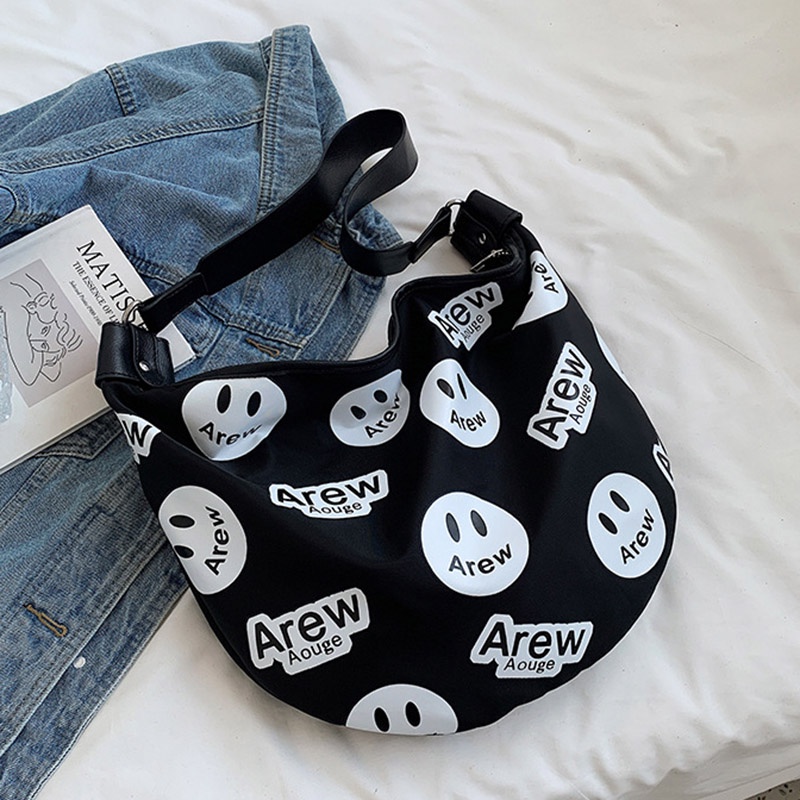 Túi đeo vai Ielgy kiểu yên ngựa giản đơn họa tiết in phong cách retro với ngăn chứa lớn tiện lợi cho phái nữ