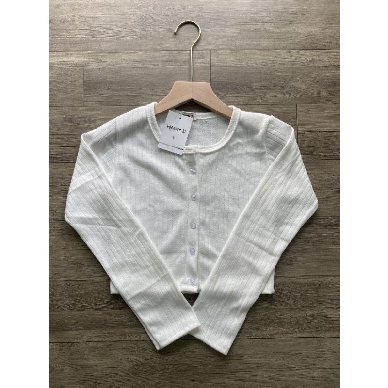 Áo croptop nút tay dài