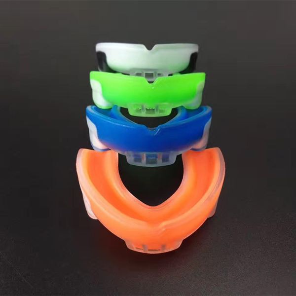 Bảo hộ răng thi đấu Boxing BN – Màu trắng – Mouthguard